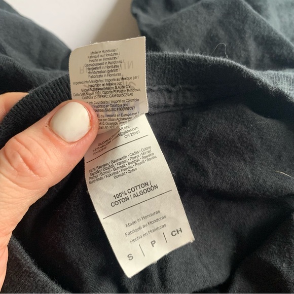 Hiroshima Hearts Black Band Graphic T-shirt Size Small - Picture 5 of 7